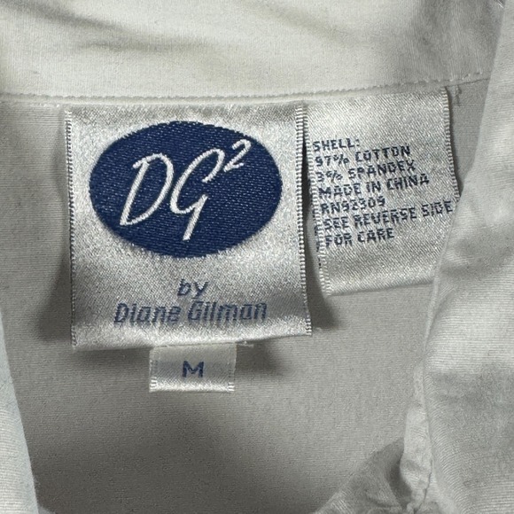 DG2 Diane Gilman Embroidered Blouse Sz M White Floral Button Down Boho Retro - Picture 3 of 8